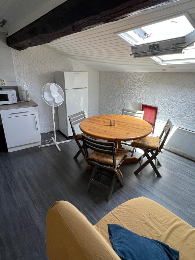 Appartement Centre Ville De Carcassonne Bagian luar foto